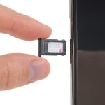 Thay thế thẻ SIM cho iPhone XS Max