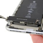 iPhone 8 Plus - Thay thế động cơ Taptic