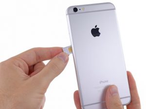 iPhone 6 Plus – Thay thế thẻ SIM