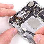 iPhone 6 Plus - Thay thế dây điều khiển âm thanh và cáp chuyển đổi