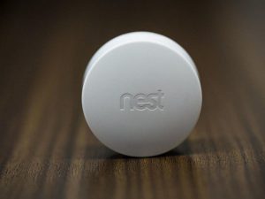 Cảm biến nhiệt độ Nest – Hướng dẫn tháo lắp