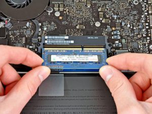 Thay thế RAM MacBook Pro 13 “Unibody Mid 2012