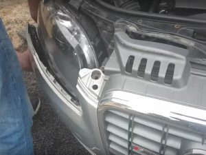 Thay thế bóng đèn pha Audi A4 (B7) 2004-2008