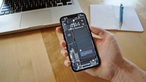 Hình nền tháo lắp cho iPhone 13 và iPhone mini