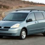 Thay thế động cơ cửa trượt Toyota Sienna 2004