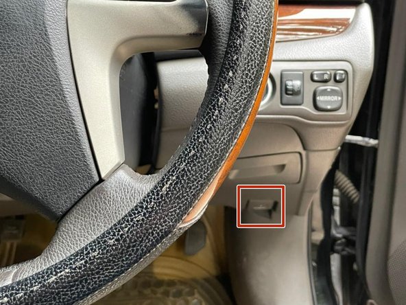 Thay thế cầu chì Toyota Premio 2015